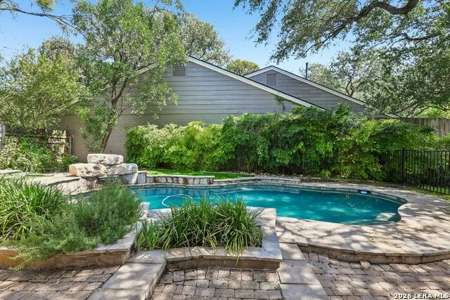 1710 Donerail St San Antonio, TX 78248