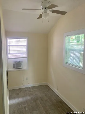 2409 BOOKER ST Victoria, TX 77901