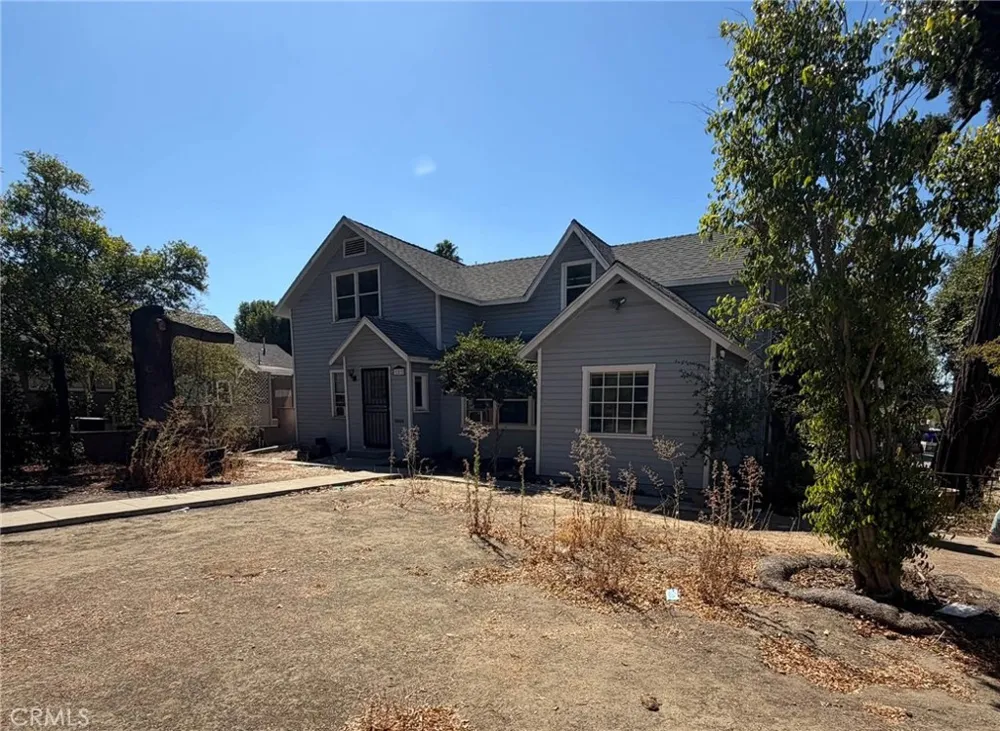 302 E 4th Ontario, CA 91764