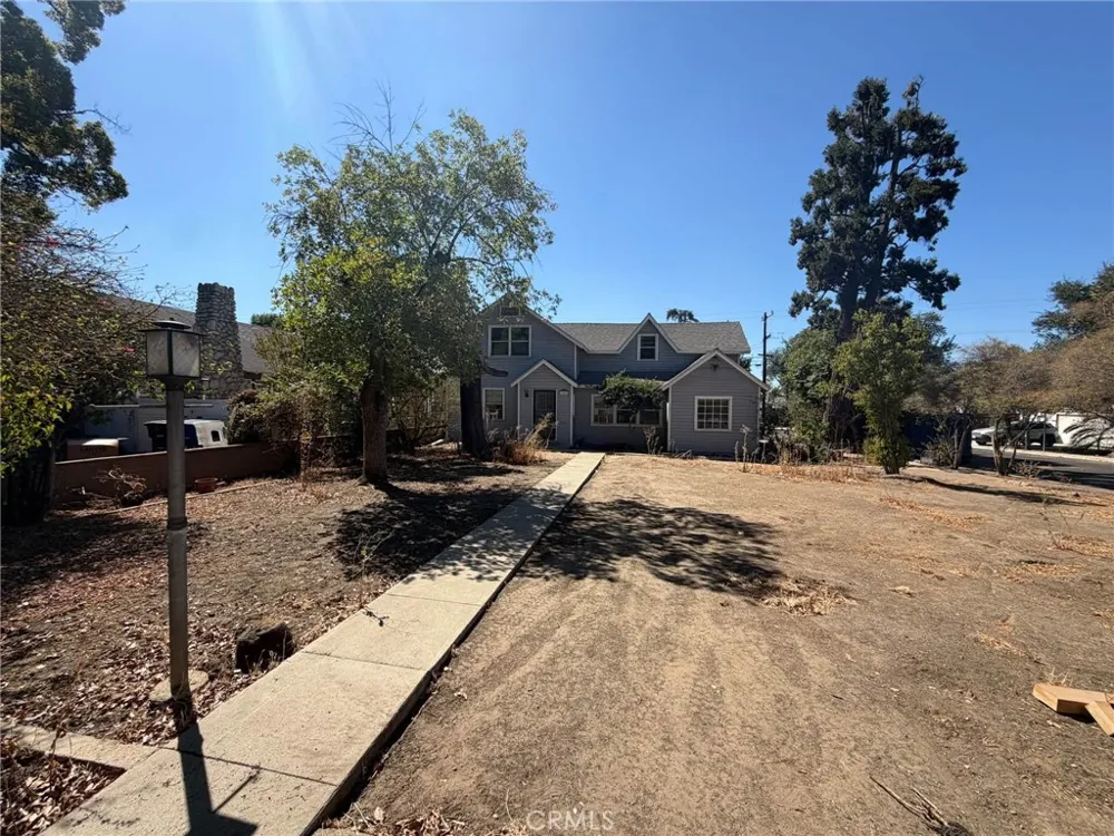 302 E 4th Ontario, CA 91764