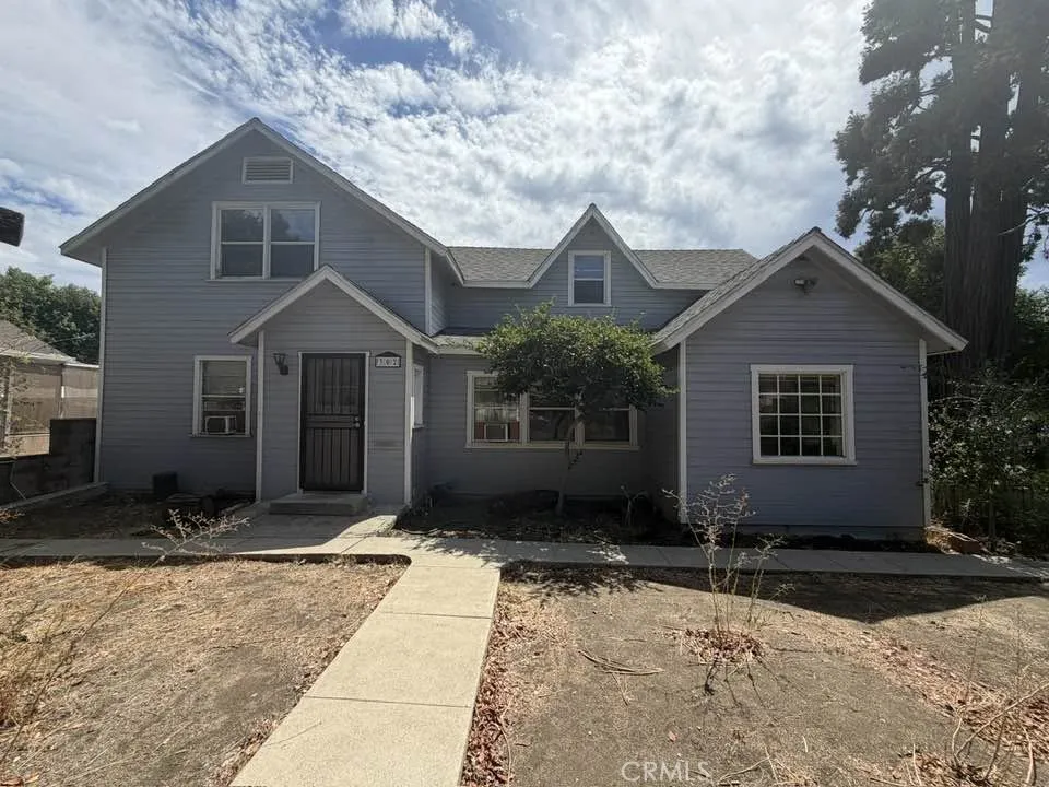 302 E 4th Ontario, CA 91764