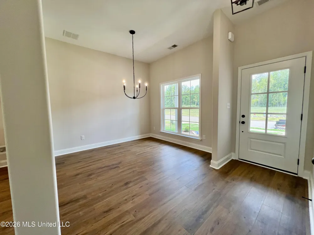 2144 Scott Meadows Lane Hernando, MS 38632