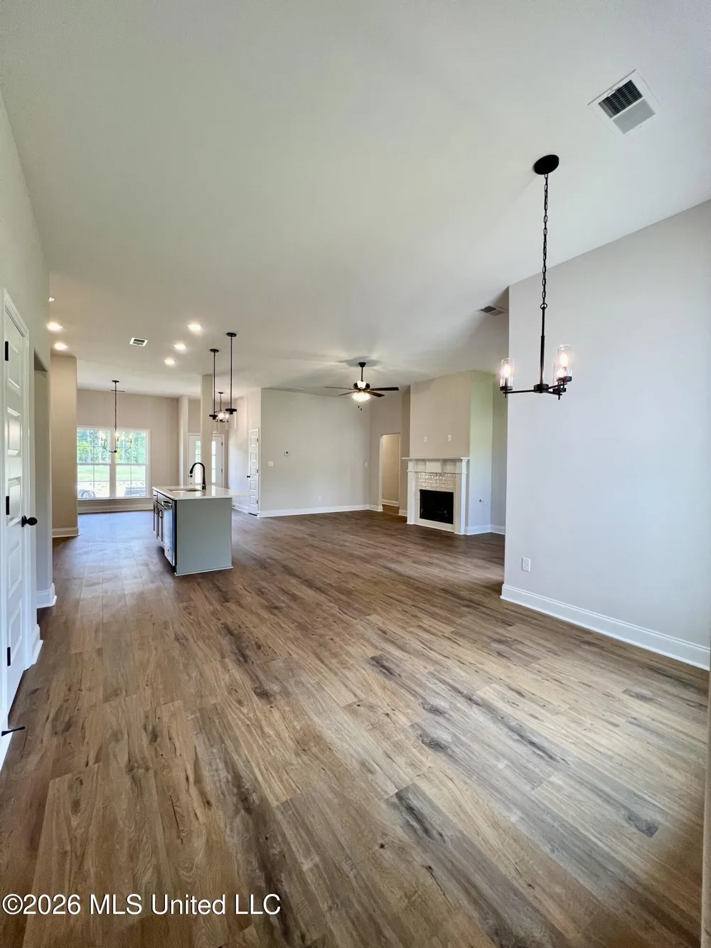 2144 Scott Meadows Lane Hernando, MS 38632