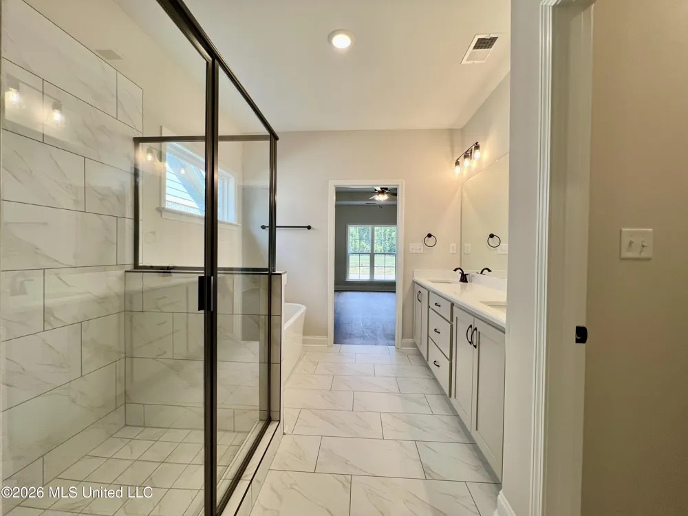 2144 Scott Meadows Lane Hernando, MS 38632