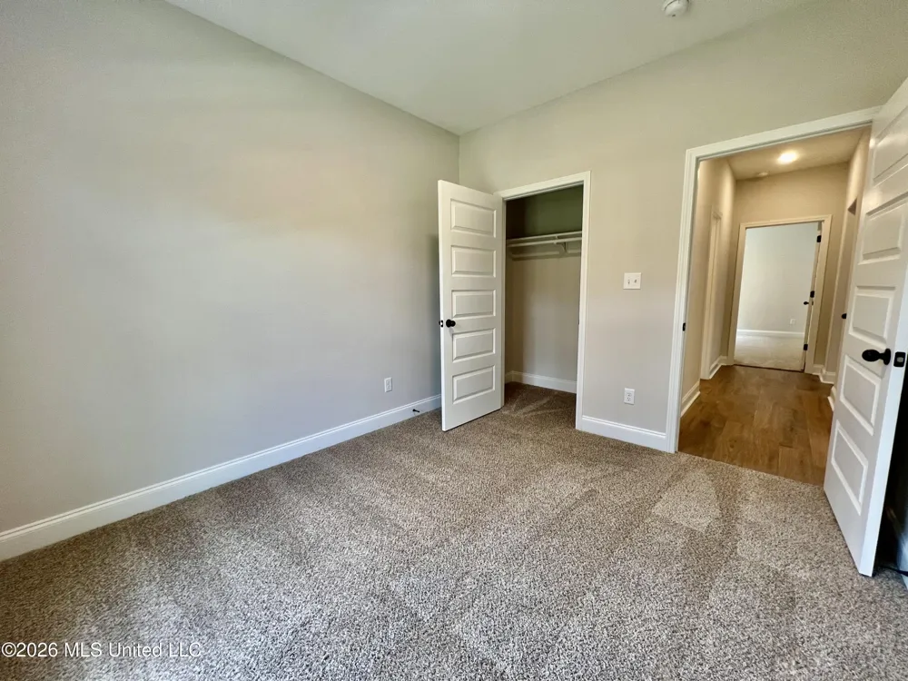 2144 Scott Meadows Lane Hernando, MS 38632