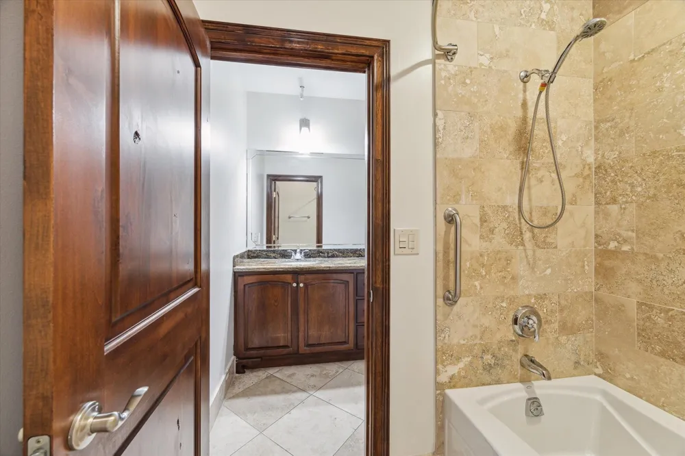 2515 Washington Avenue #A Houston, TX 77007