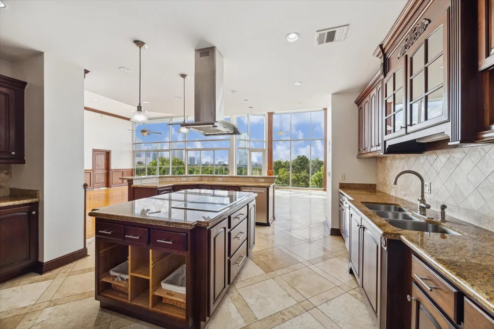 2515 Washington Avenue #A Houston, TX 77007