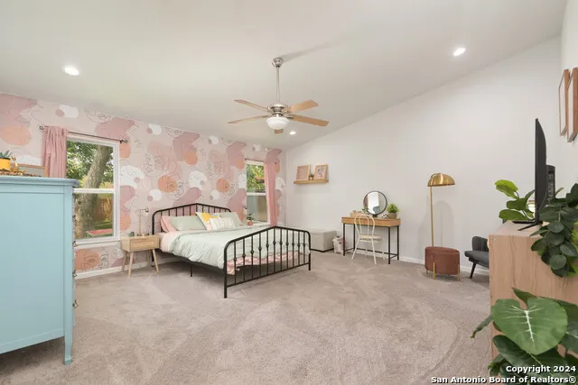 609 DAKOTA ST San Antonio, TX 78203