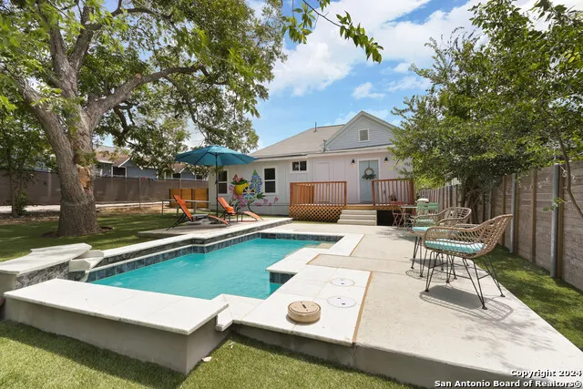 609 DAKOTA ST San Antonio, TX 78203