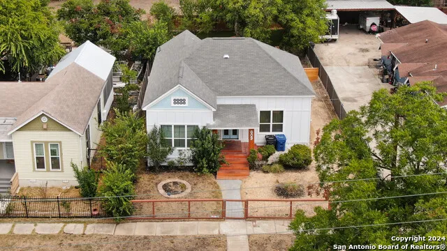 609 DAKOTA ST San Antonio, TX 78203
