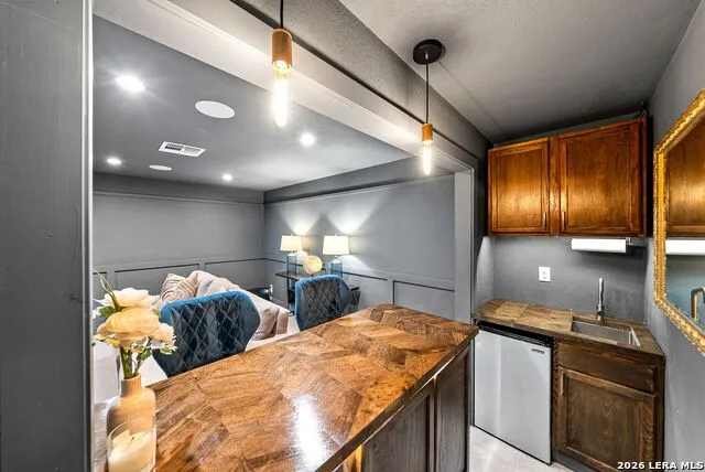 719 Walder Trail San Antonio, TX 78260