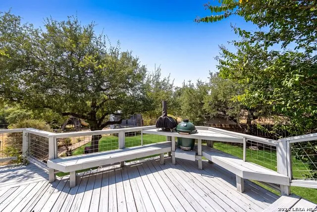 719 Walder Trail San Antonio, TX 78260