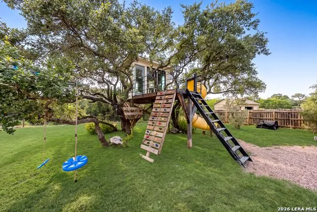 719 Walder Trail San Antonio, TX 78260