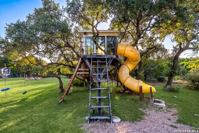 719 Walder Trail San Antonio, TX 78260