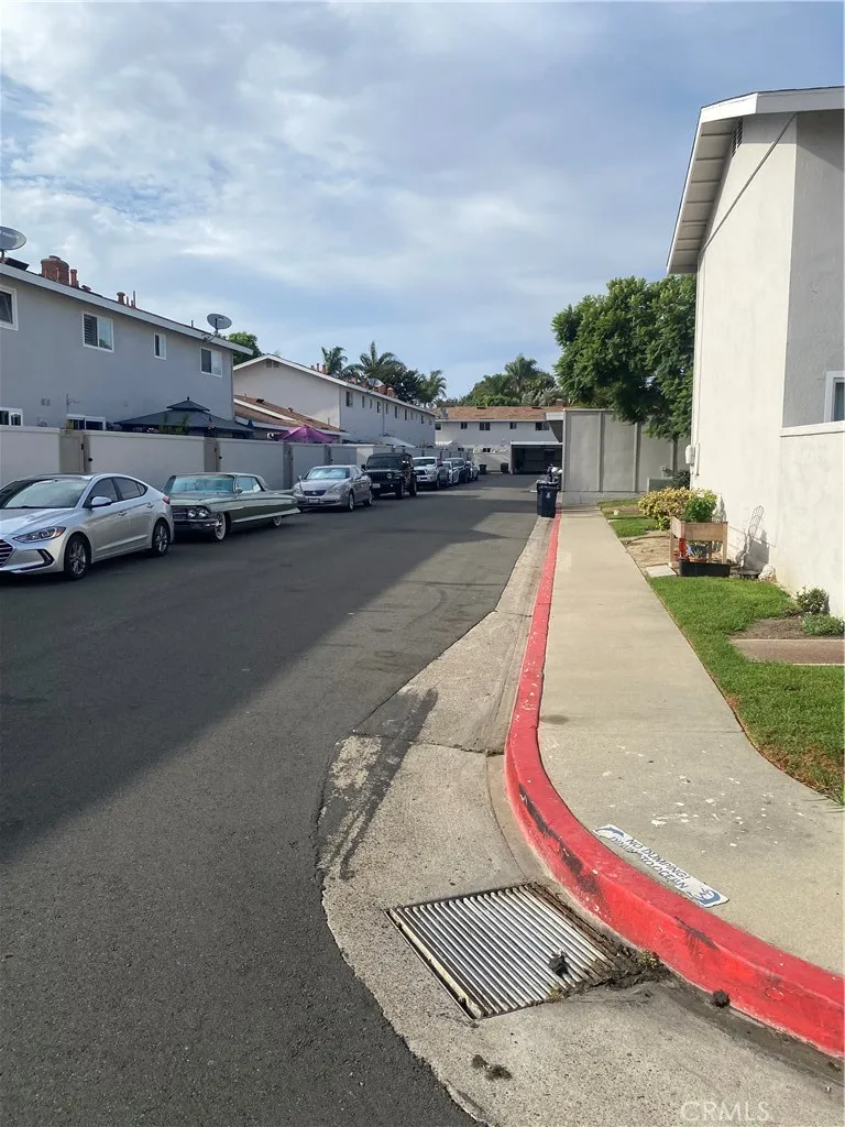 9921 Cornwall Huntington Beach, CA 92646