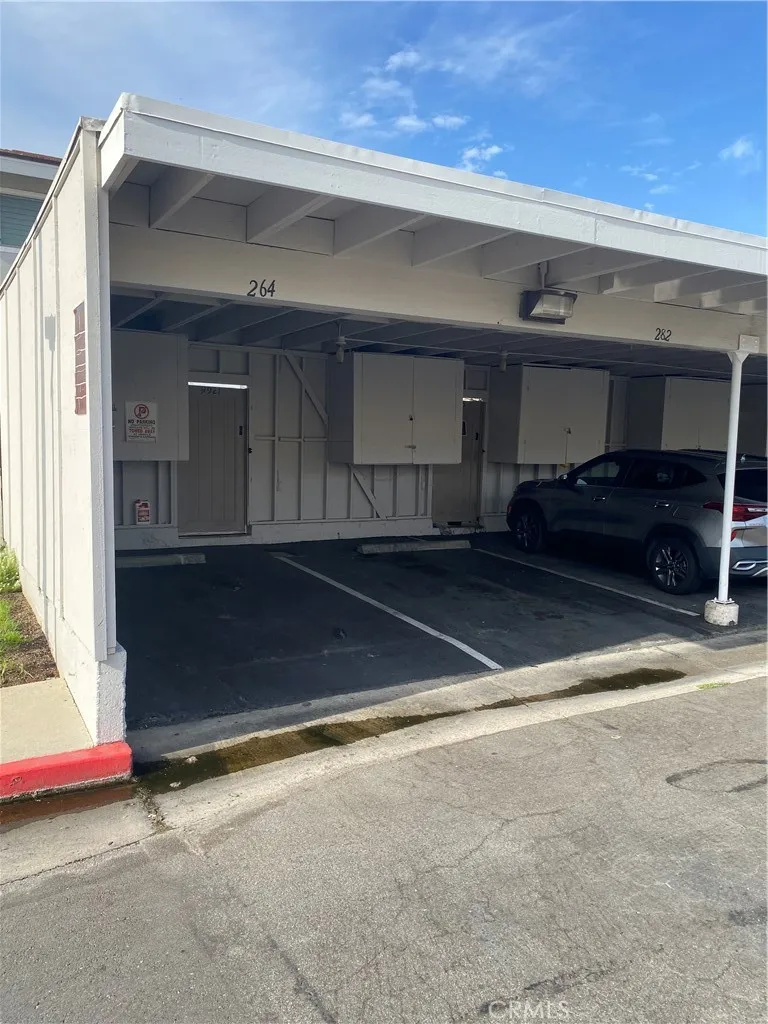 9921 Cornwall Huntington Beach, CA 92646