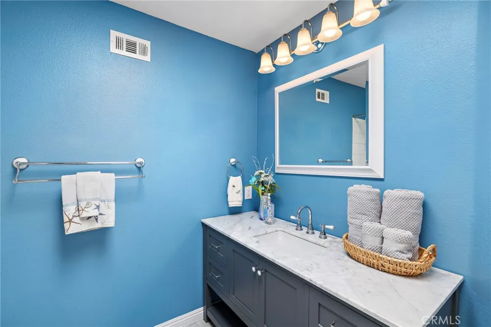 22205 Caminito Tasquillo #51 Laguna Hills, CA 92653