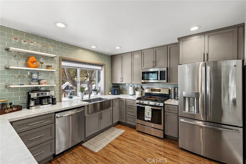 22205 Caminito Tasquillo #51 Laguna Hills, CA 92653