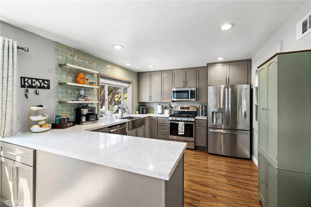 22205 Caminito Tasquillo #51 Laguna Hills, CA 92653
