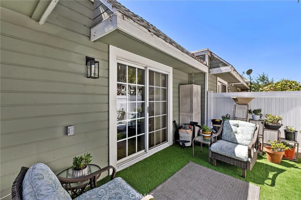 22205 Caminito Tasquillo #51 Laguna Hills, CA 92653