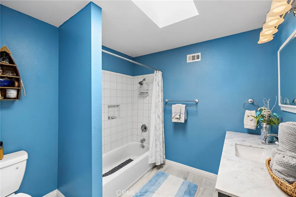 22205 Caminito Tasquillo #51 Laguna Hills, CA 92653