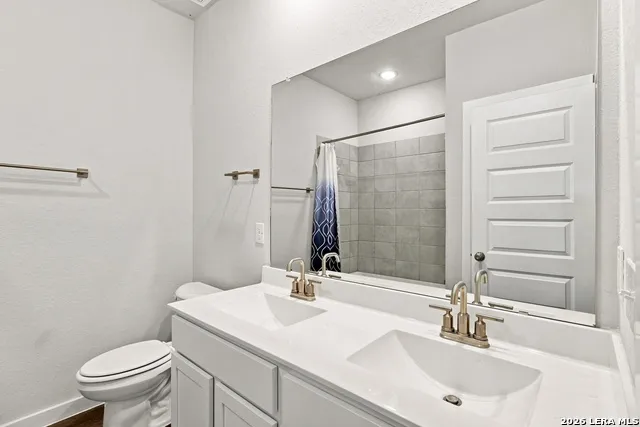 424 Bella Rosa Way Cibolo, TX 78108
