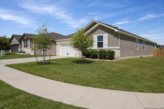 424 Bella Rosa Way Cibolo, TX 78108
