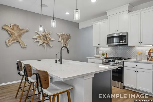 6020 Lakeview Pointe San Antonio, TX 78244