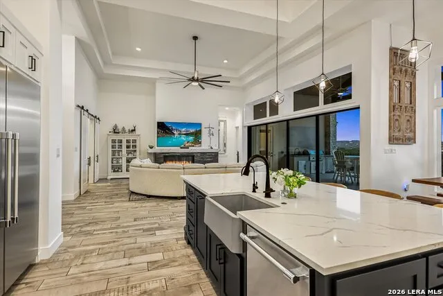 1134 Brads Flight Canyon Lake, TX 78133