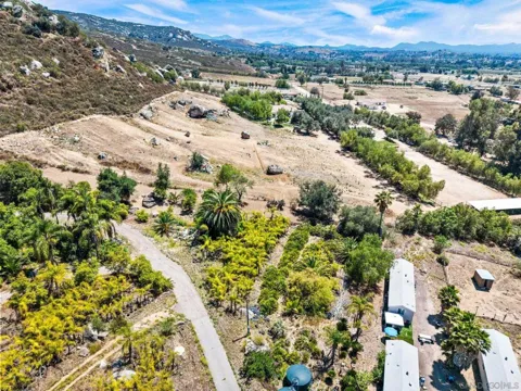 1485 Santa Fe Hills