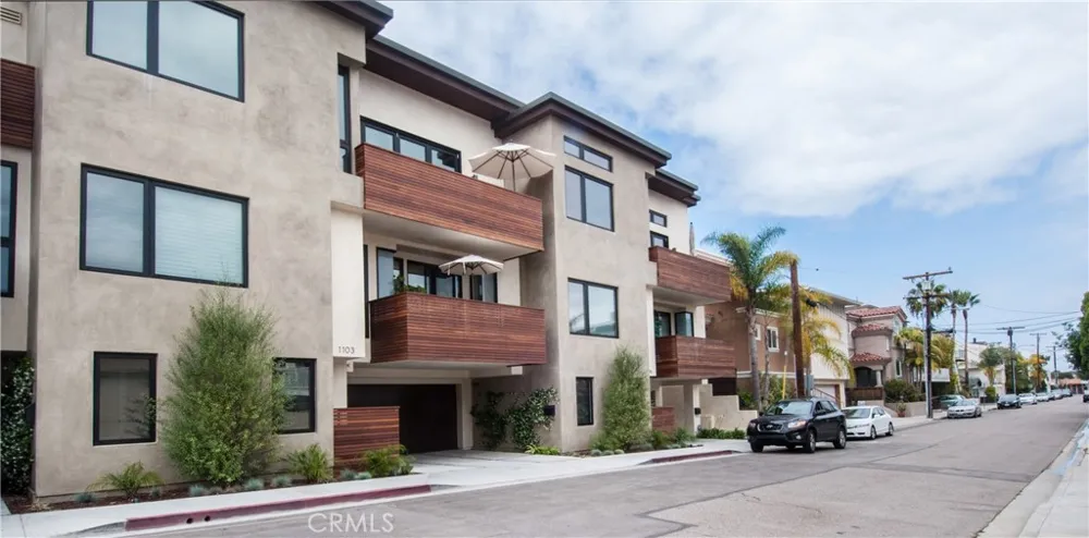 1103 Cypress Avenue Hermosa Beach, CA 90254
