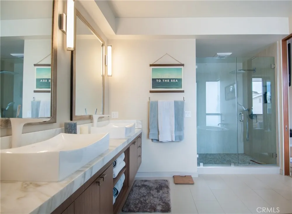 1103 Cypress Avenue Hermosa Beach, CA 90254
