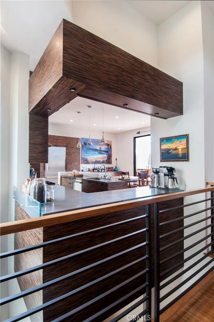 1103 Cypress Avenue Hermosa Beach, CA 90254