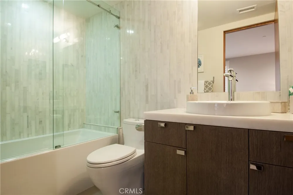 1103 Cypress Avenue Hermosa Beach, CA 90254