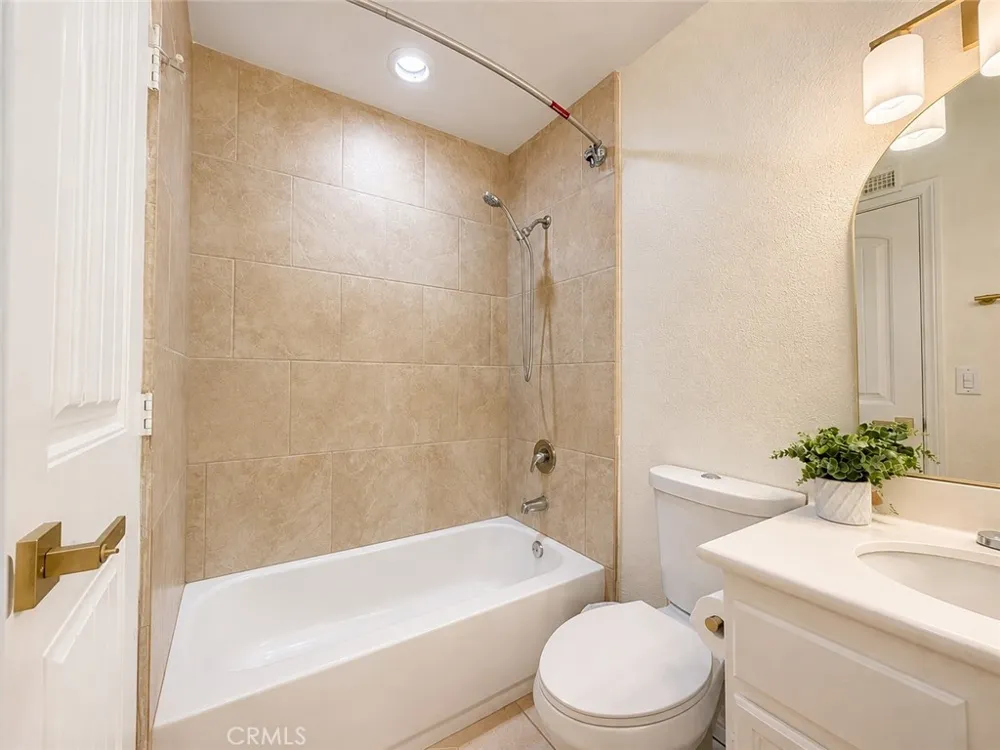 4924 Verde Oceanside, CA 92057