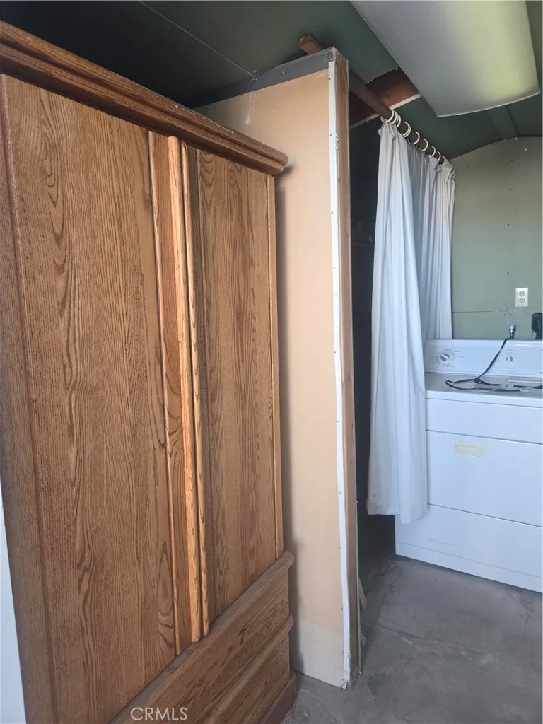1295 S Cawston #114 Hemet, CA 92545