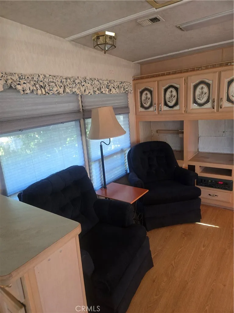 1295 S Cawston #114 Hemet, CA 92545