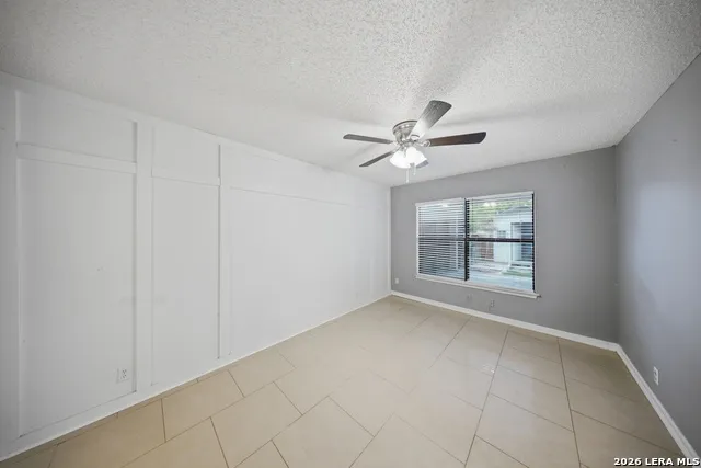 10207 Aurora Fld San Antonio, TX 78245