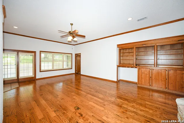 3628 Scenic Dr Schertz, TX 78108