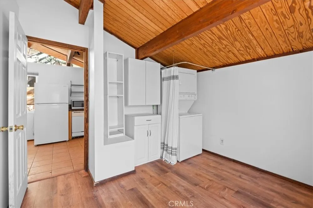 1132 Crags Lane Fawnskin, CA 92333