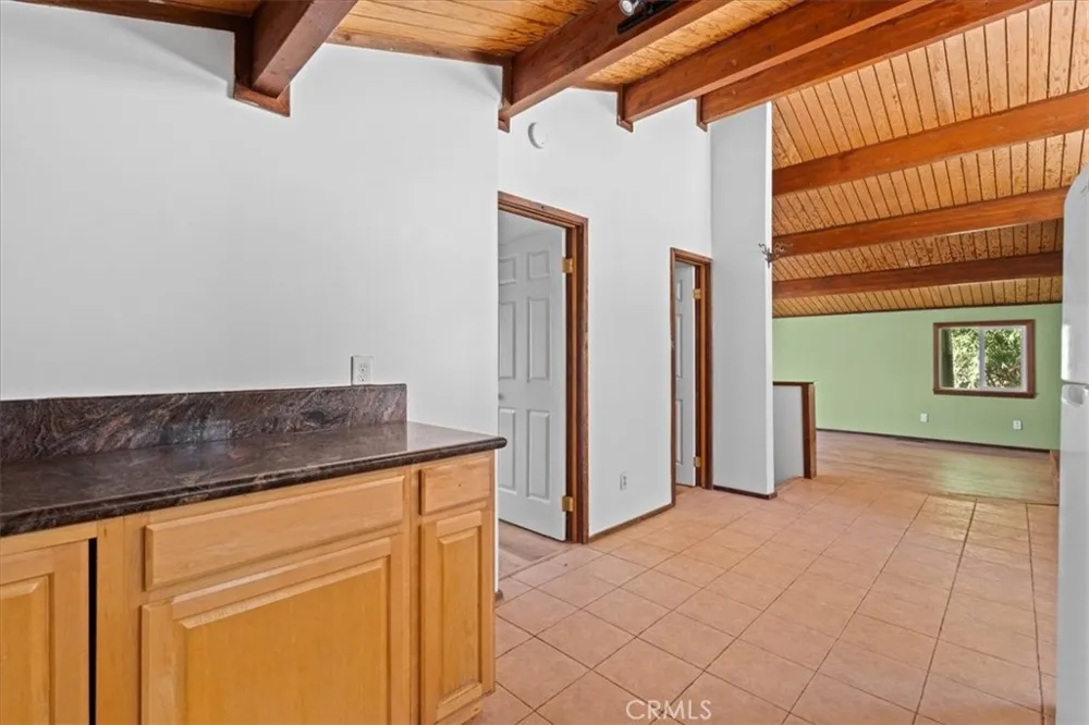 1132 Crags Lane Fawnskin, CA 92333