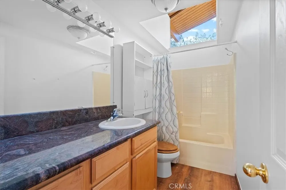 1132 Crags Lane Fawnskin, CA 92333