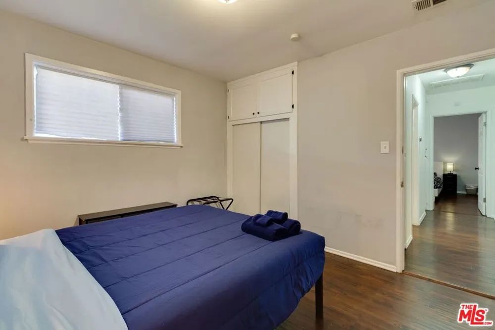 6659 AMIGO AVENUE Reseda, CA 91335