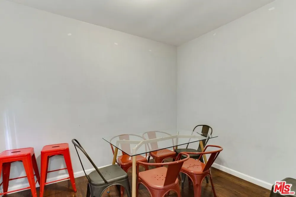 6659 AMIGO AVENUE Reseda, CA 91335