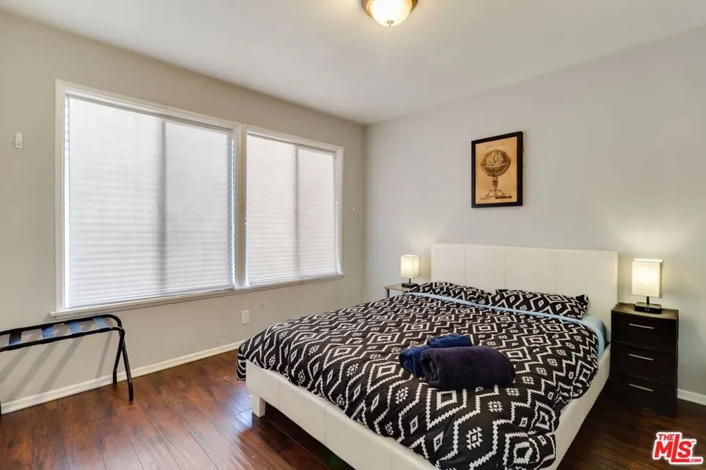 6659 AMIGO AVENUE Reseda, CA 91335