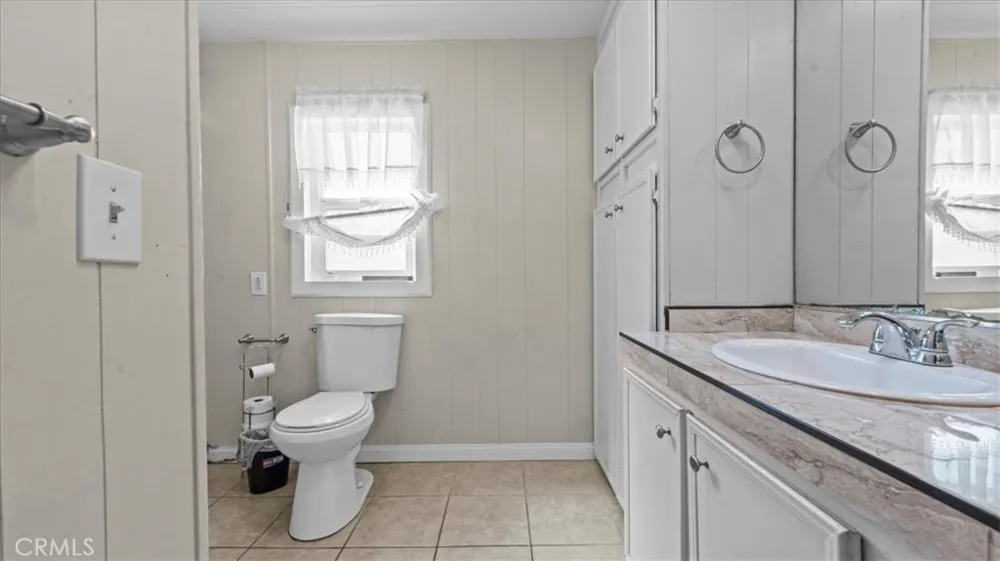 1351 Cabrillo Hemet, CA 92543