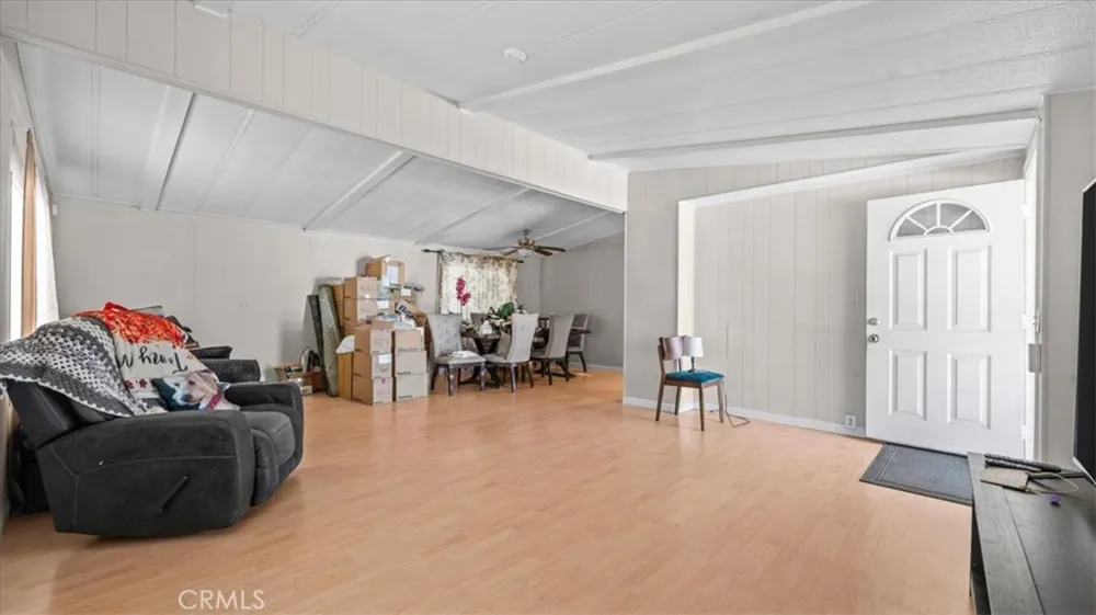 1351 Cabrillo Hemet, CA 92543