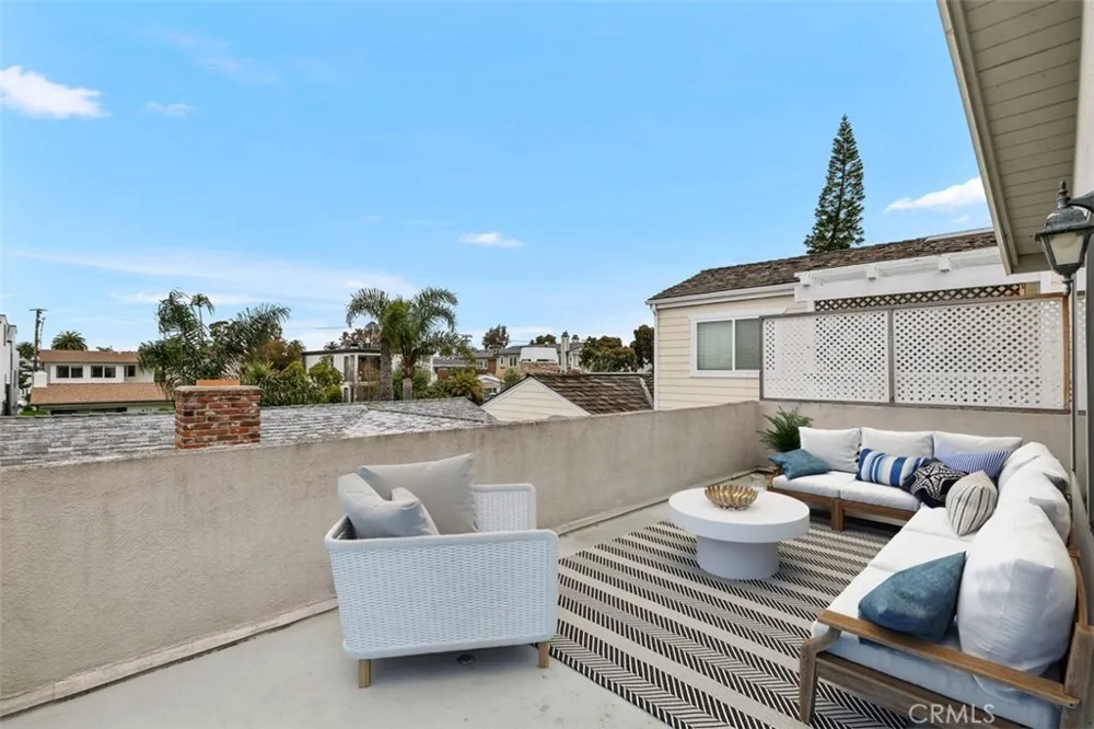 420 Narcissus Corona del Mar, CA 92625