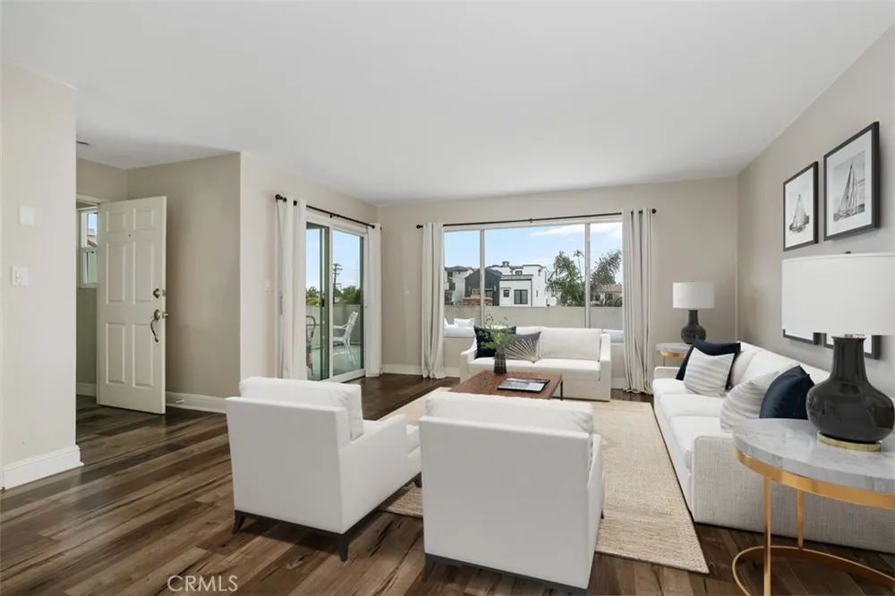 420 Narcissus Corona del Mar, CA 92625