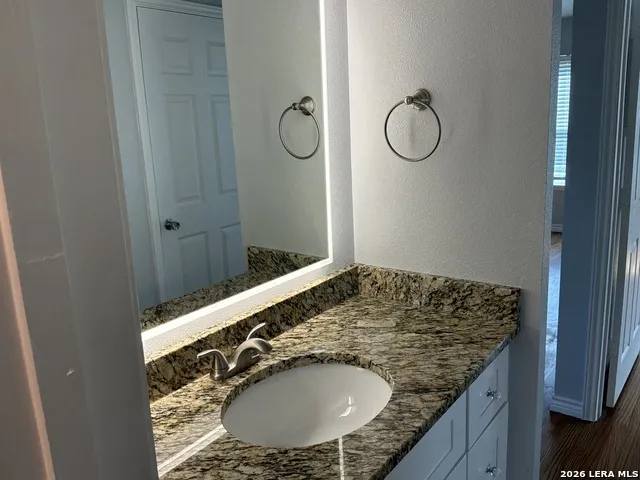 760 LINDA LOU DR San Antonio, TX 78223